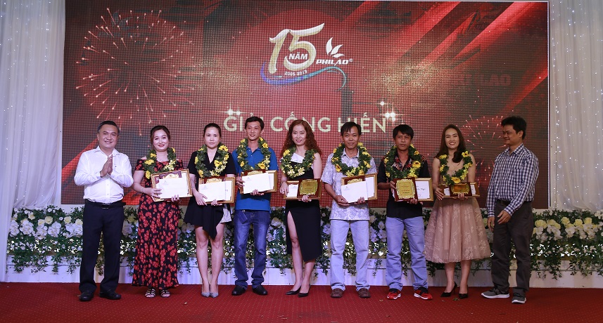 Phi Lao - Hội Nghị